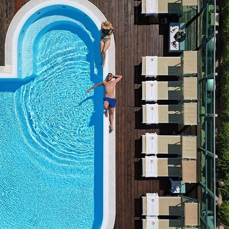 Hotel Universal Католика Екстериор снимка