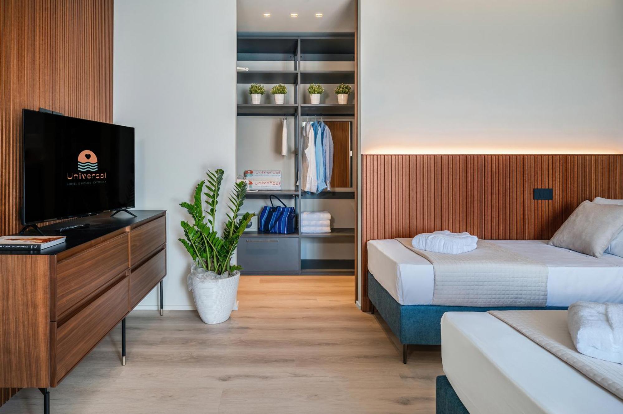 Hotel Universal Католика Екстериор снимка